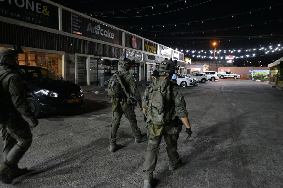 صور : حملة للشرطة في بلدات عربية بالشمال وضبط اسلحة 